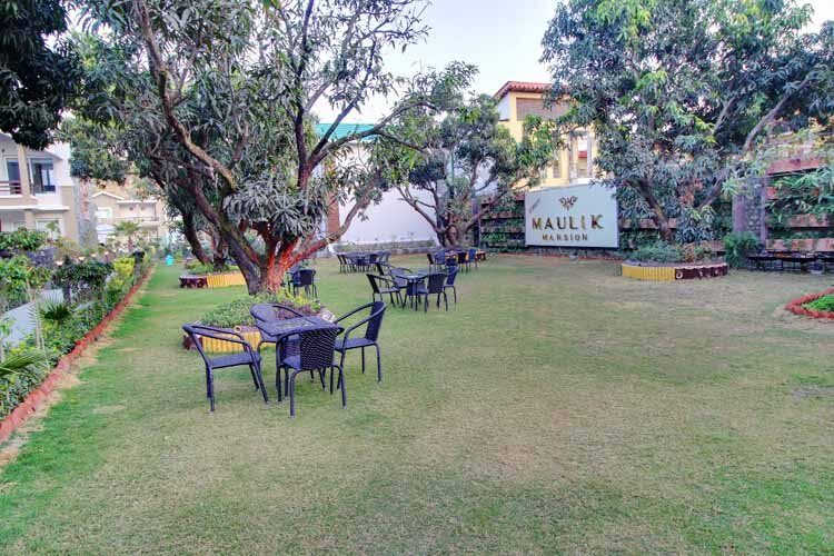 Maulik Mansion Resort property